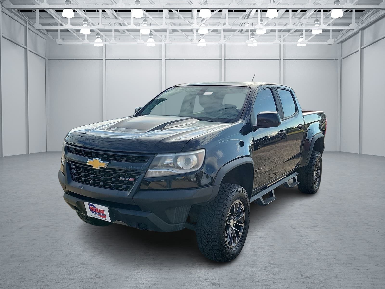 2018 Chevrolet Colorado Base — photo 1 of 20