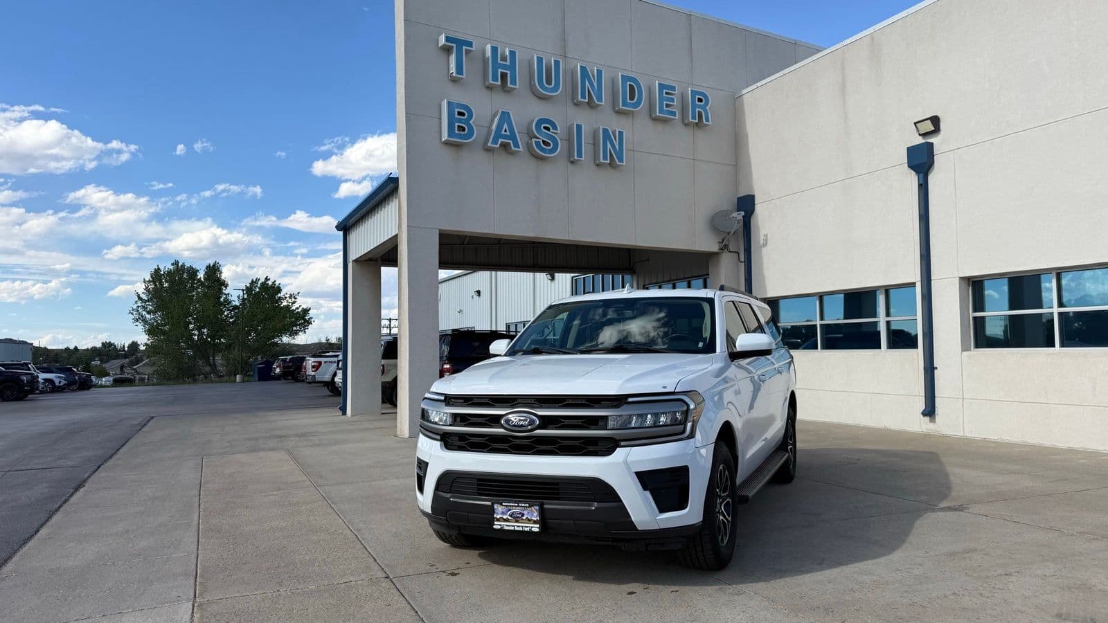 2024 Ford Expedition Max XLT — photo 1 of 31