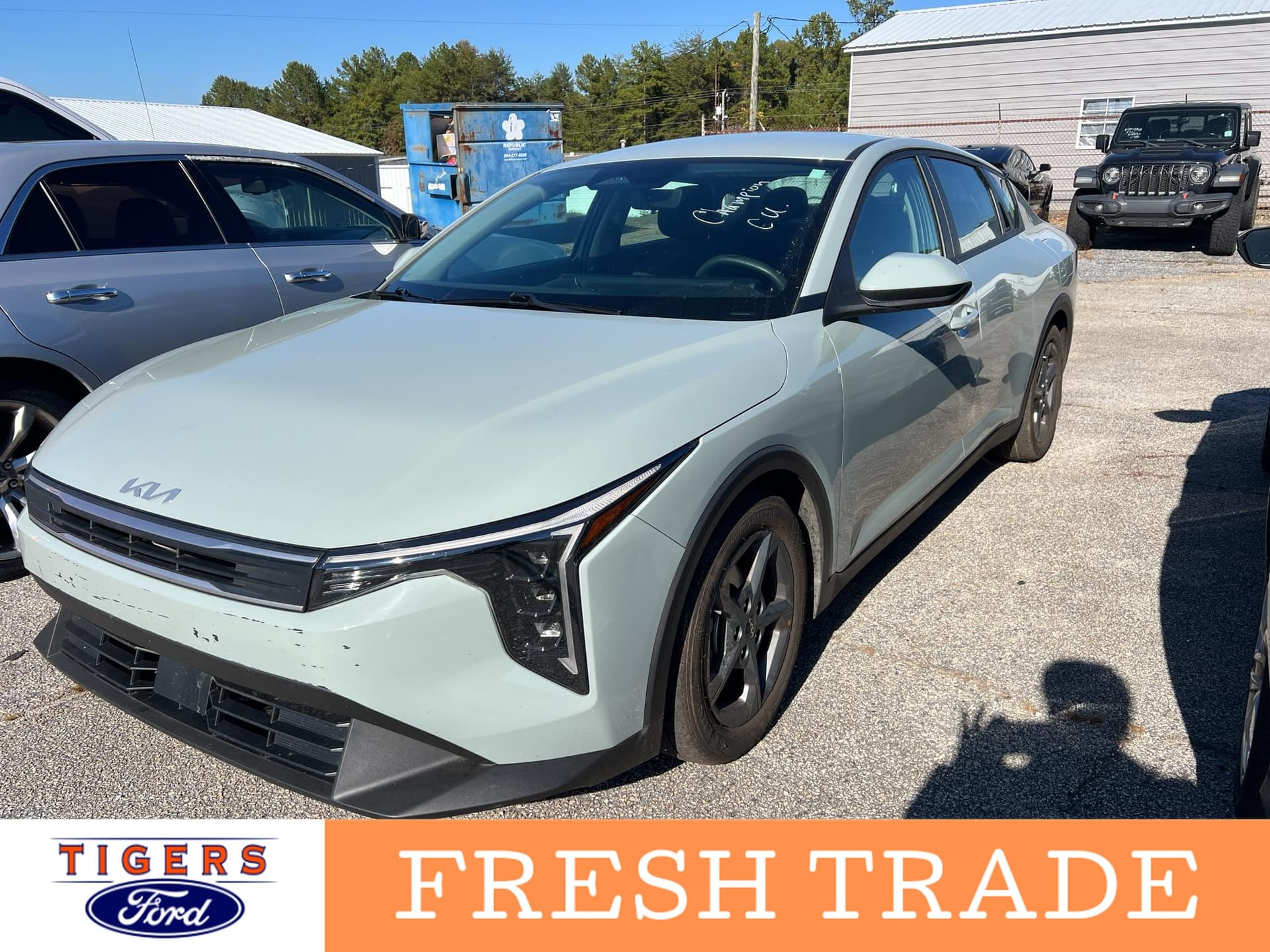 2026 Kia K4 LXS — photo 1 of 5