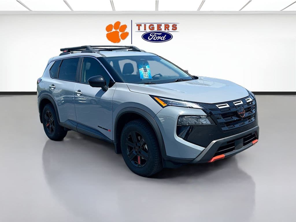 2025 Nissan Rogue Rock Creek — photo 1 of 31