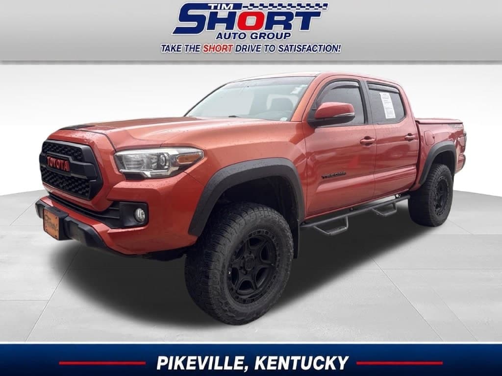2017 Toyota Tacoma Base — photo 1 of 24