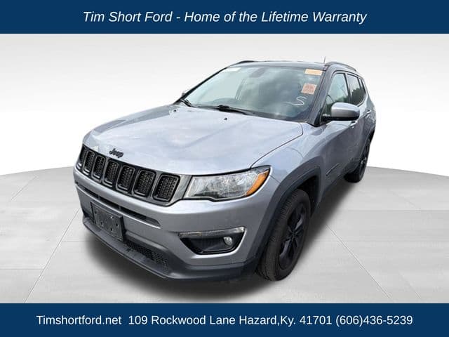 2018 Jeep Compass Latitude 4x4 — photo 1 of 4