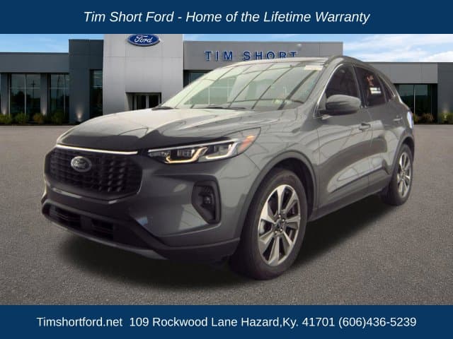 2025 Ford Escape Platinum — photo 1 of 7