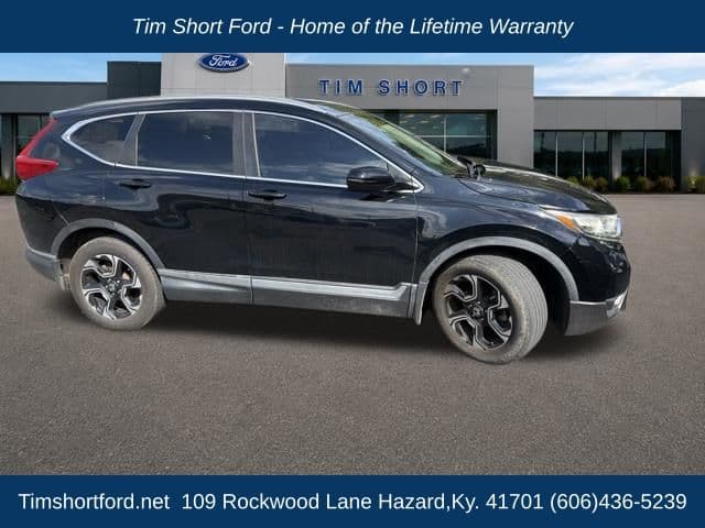 2017 Honda CR-V Touring — photo 1 of 2