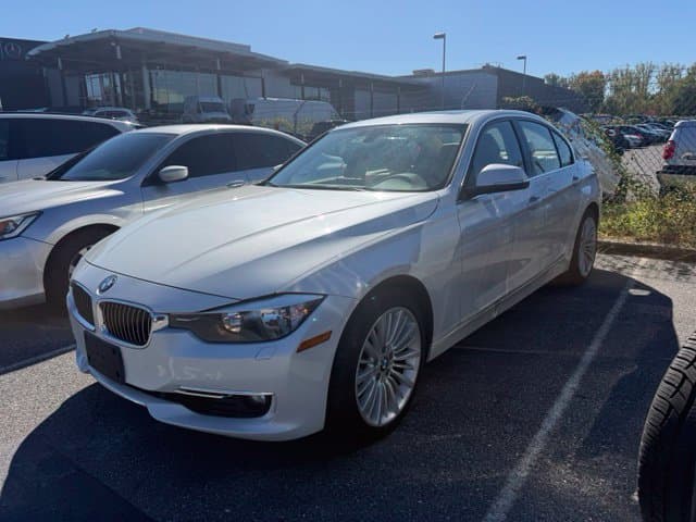 2014 BMW 3 Series 328i xDrive — photo 1 of 9
