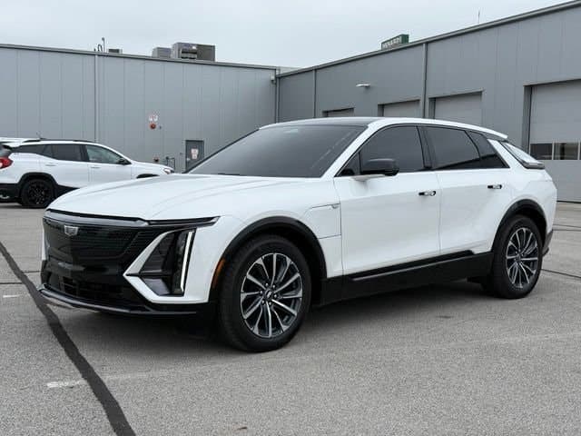 2024 Cadillac LYRIQ Sport — photo 1 of 9