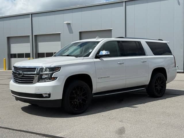 2018 Chevrolet Suburban Premier — photo 1 of 7