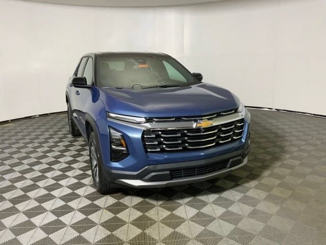 2027 Chevrolet Equinox LT — photo 1 of 47