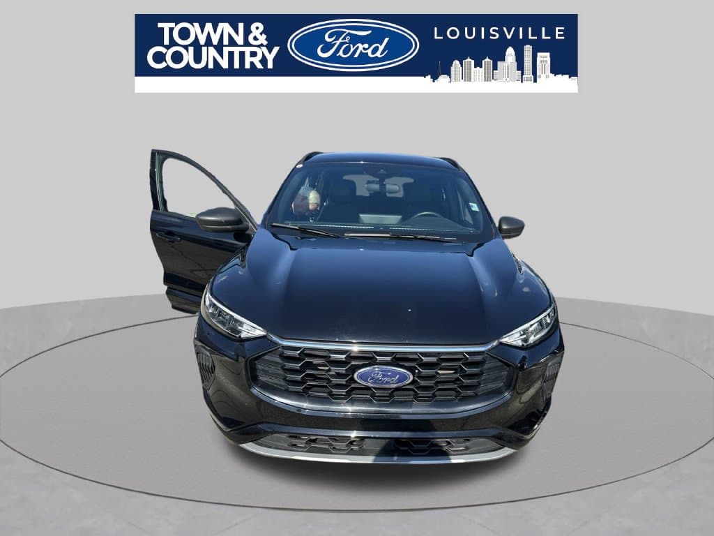 2024 Ford Escape ST-Line — photo 1 of 22