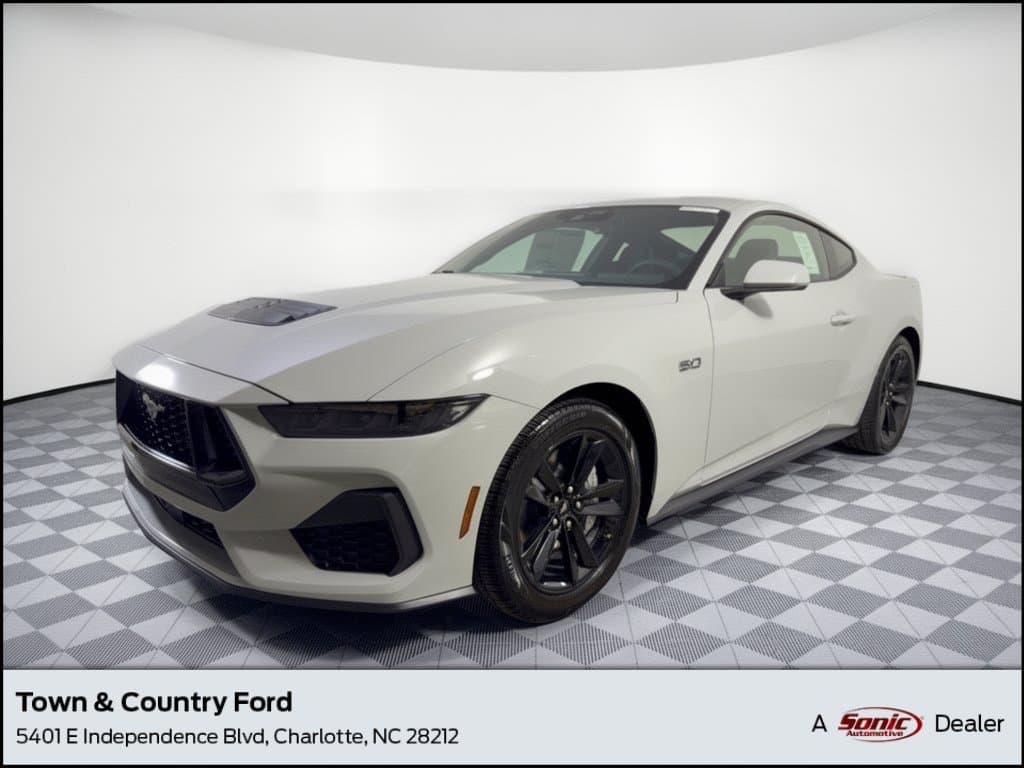 2026 Ford Mustang GT — photo 1 of 39