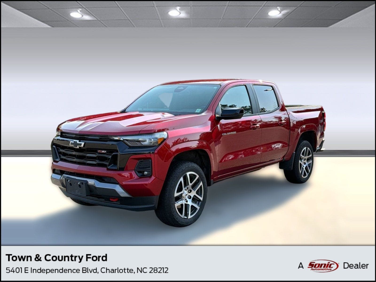 2023 Chevrolet Colorado 4WD Z71 — photo 1 of 29