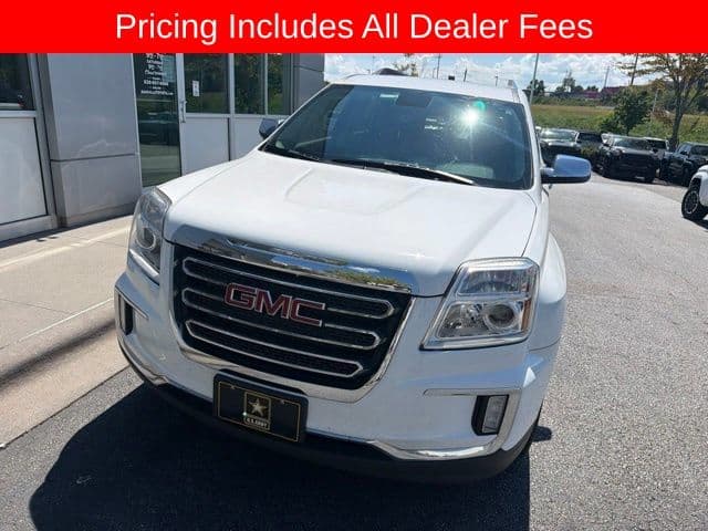 2017 GMC Terrain SLT — photo 1 of 15