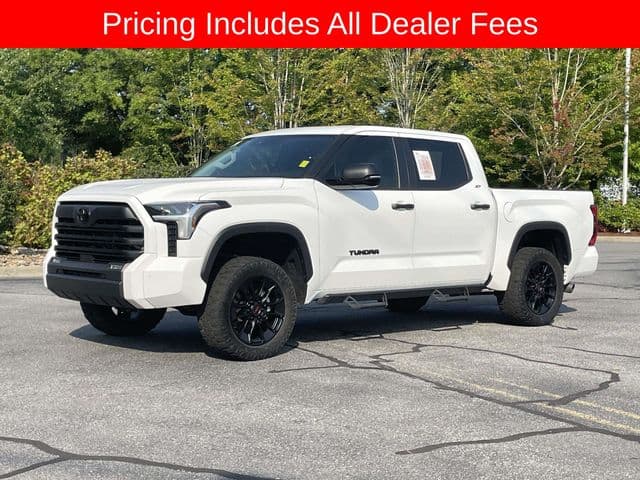 2024 Toyota Tundra SR5 — photo 1 of 37
