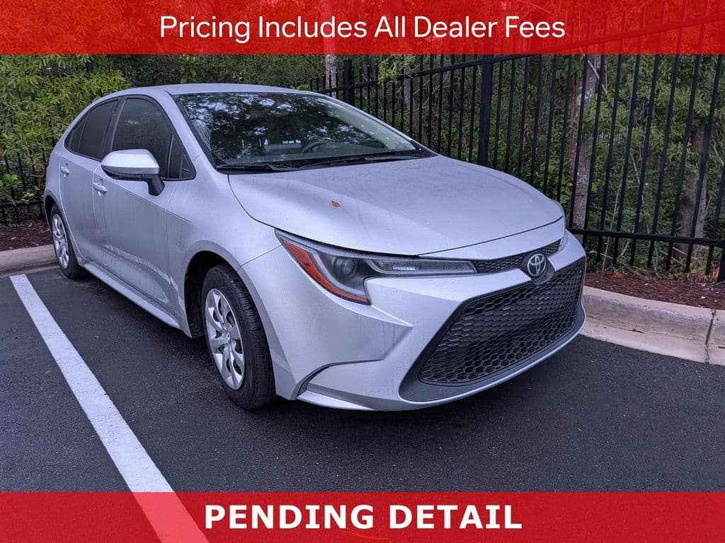 2022 Toyota Corolla LE — photo 1 of 11