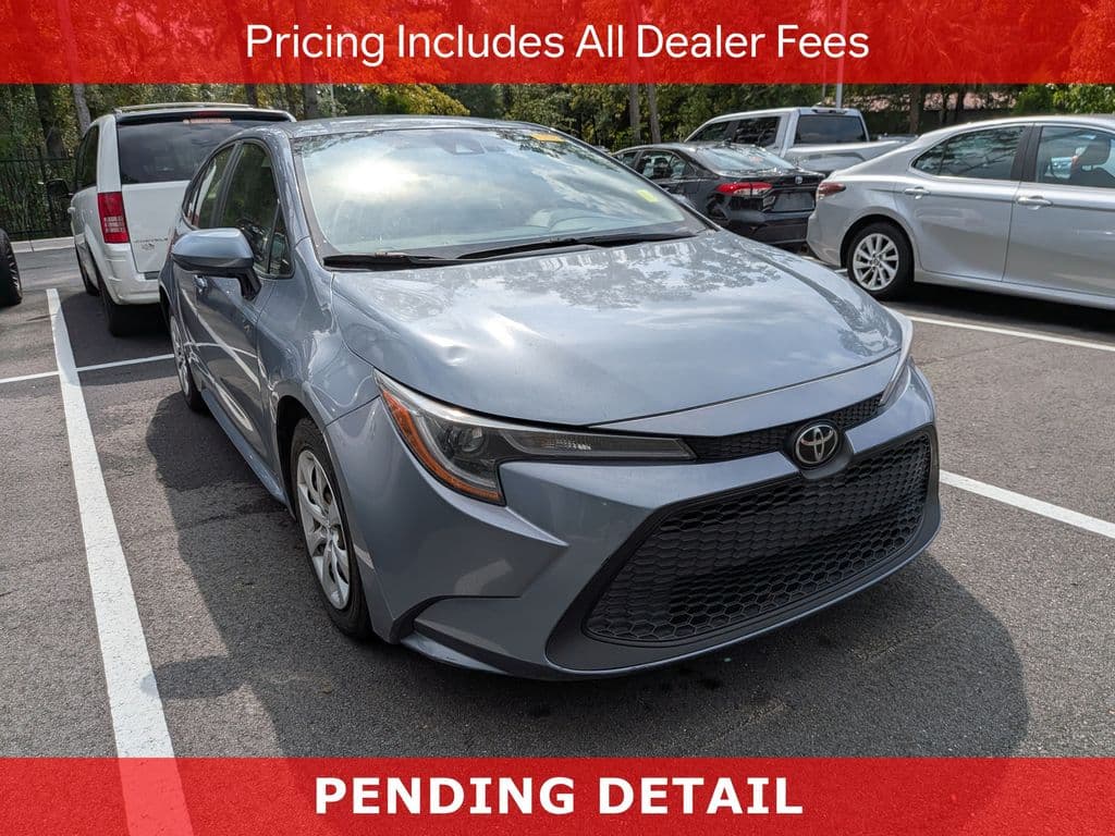 2022 Toyota Corolla LE — photo 1 of 11