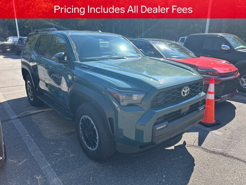 2026 Toyota 4Runner Base — photo 1 of 34