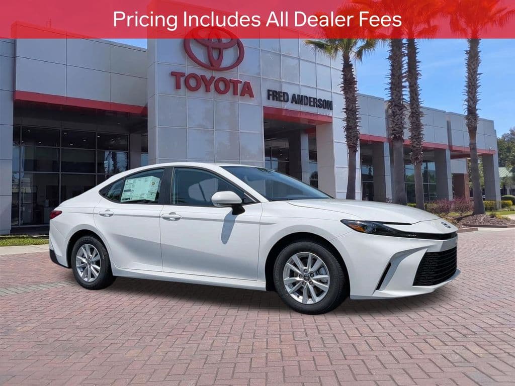 2026 Toyota Camry LE — photo 1 of 51