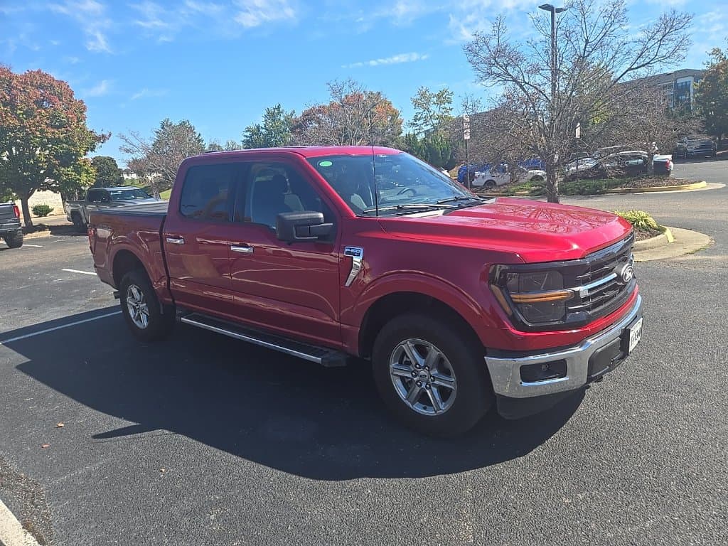 2024 Ford F-150 XLT — photo 1 of 8