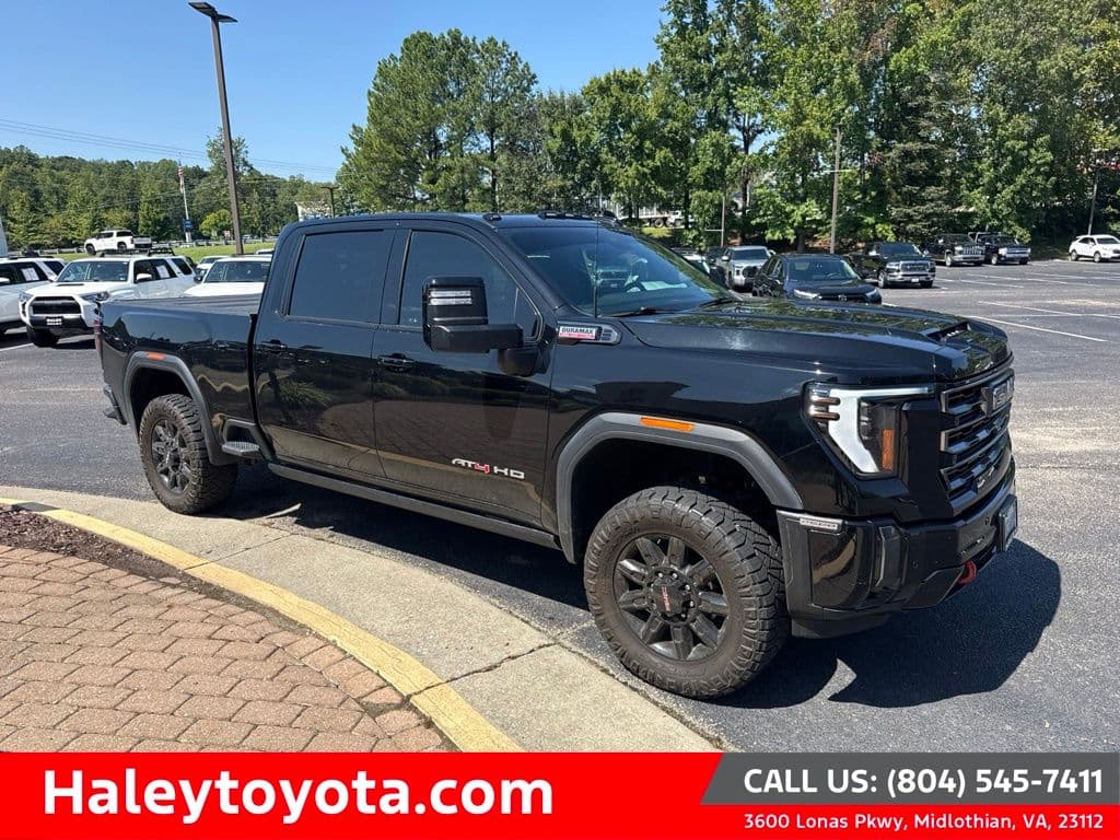 2024 GMC Sierra 2500HD AT4 — photo 1 of 13