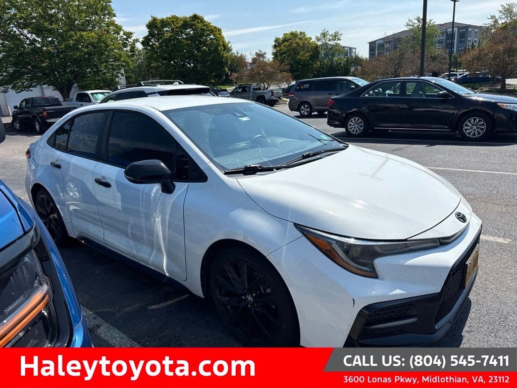 2021 Toyota Corolla SE Nightshade — photo 1 of 8