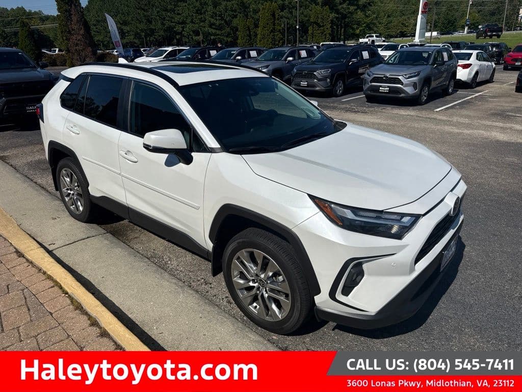 2023 Toyota RAV4 XLE Premium — photo 1 of 12