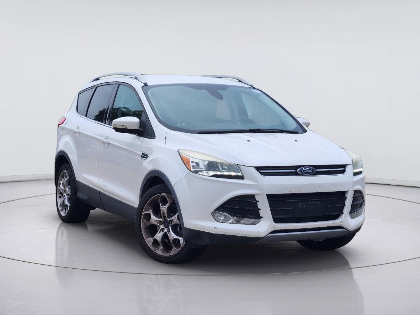 2014 Ford Escape Titanium — photo 1 of 30
