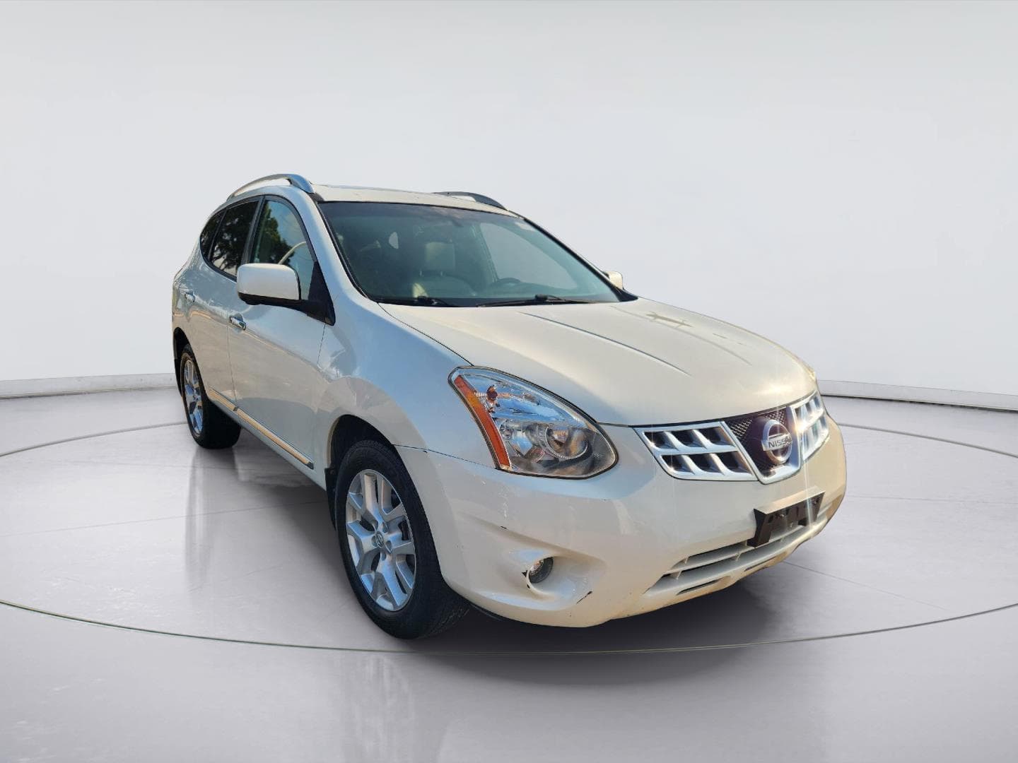 2013 Nissan Rogue SL — photo 1 of 10