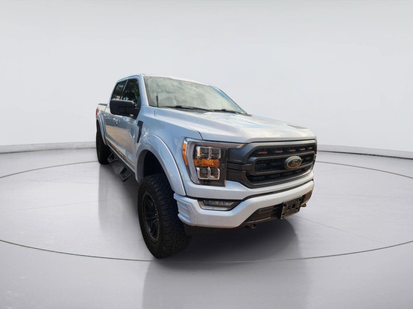 2022 Ford F-150 XLT — photo 1 of 10