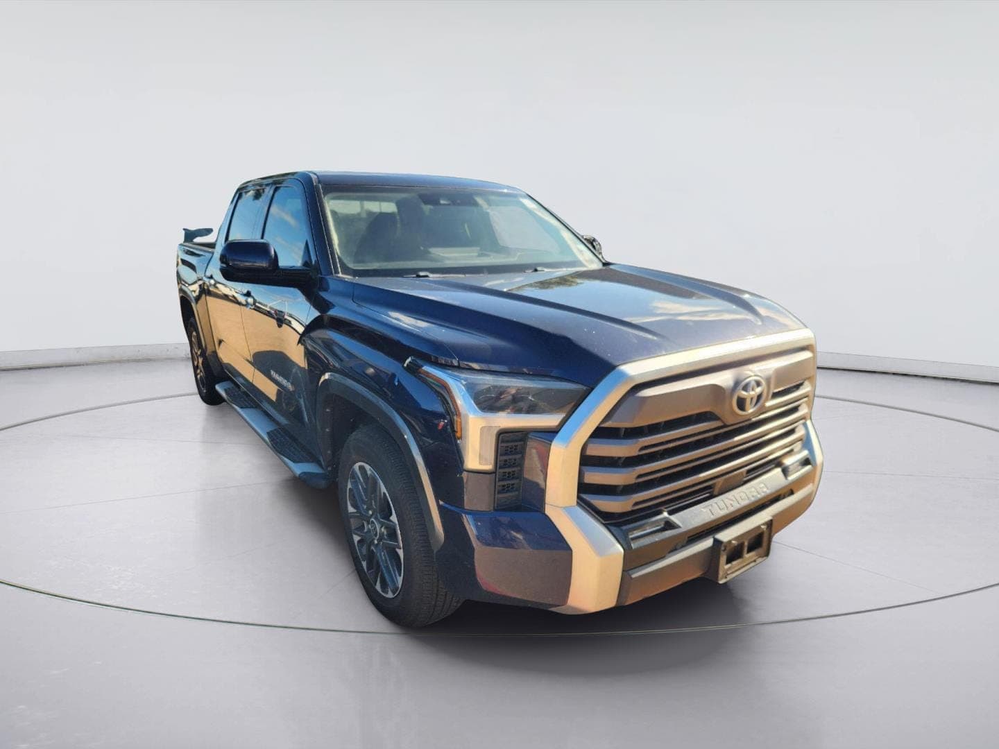 2022 Toyota Tundra Limited — photo 1 of 3