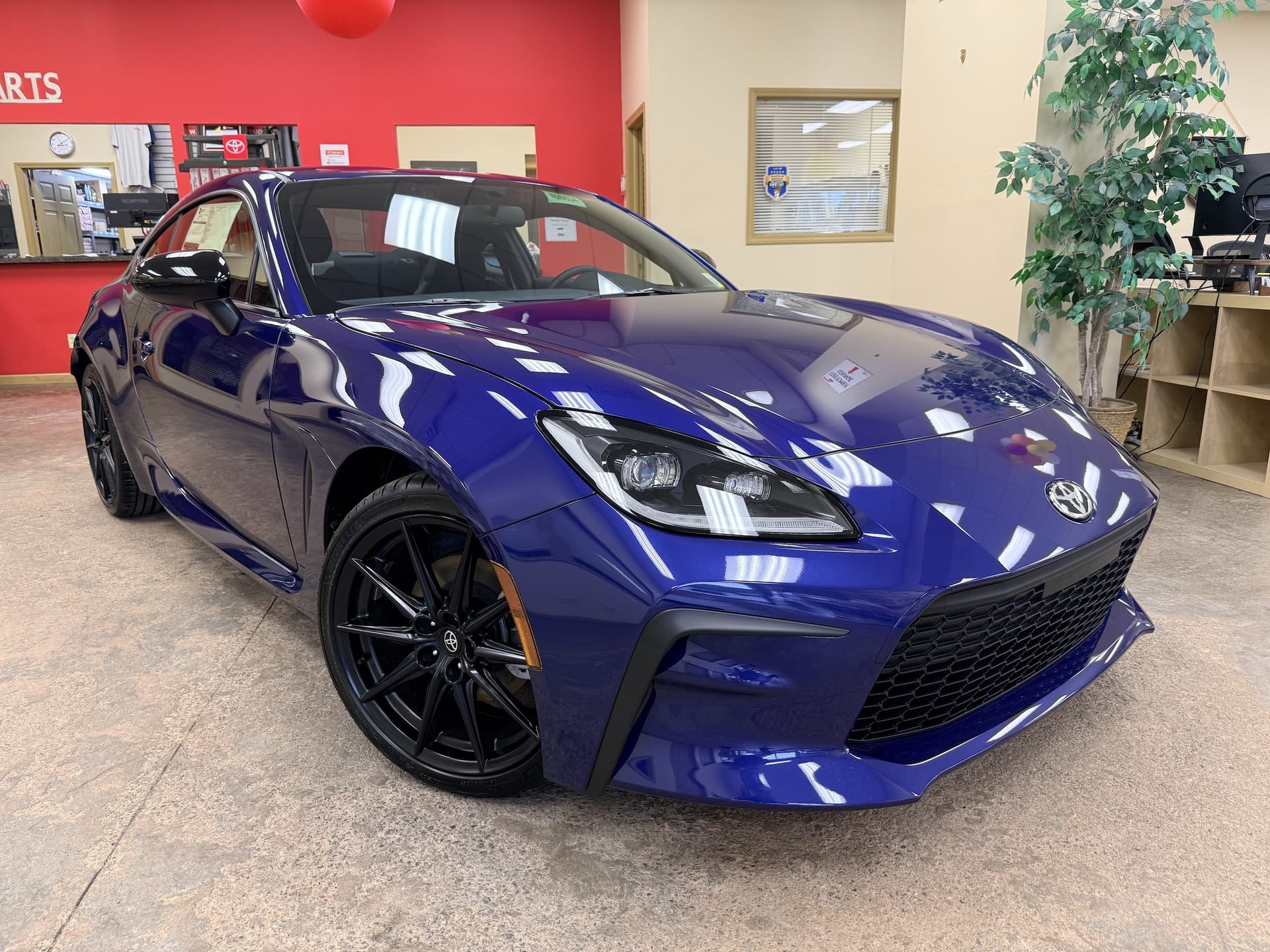 2026 Toyota GR86 Premium MT — photo 1 of 33