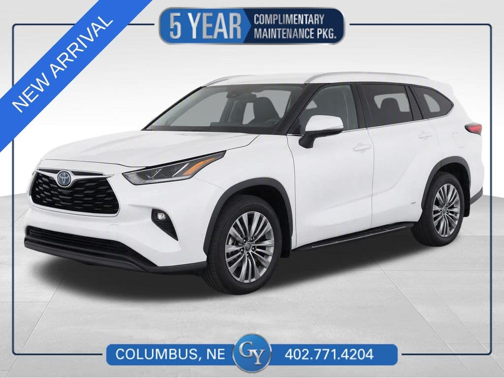 2022 Toyota Highlander Hybrid Platinum — photo 1 of 9