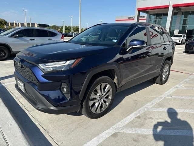 2025 Toyota RAV4 XLE Premium — photo 1 of 7