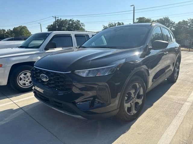 2025 Ford Escape ST-Line — photo 1 of 7