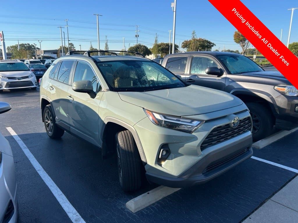 2023 Toyota RAV4 Hybrid XLE Premium — photo 1 of 12
