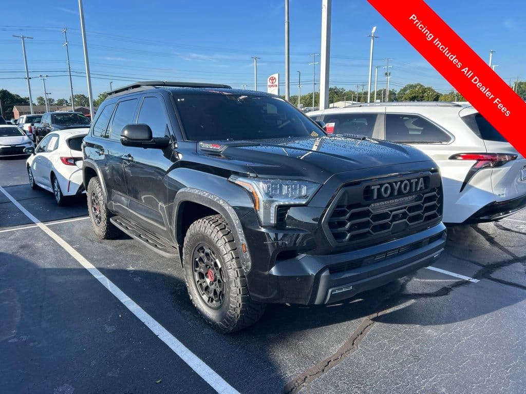 2024 Toyota Sequoia Base — photo 1 of 13