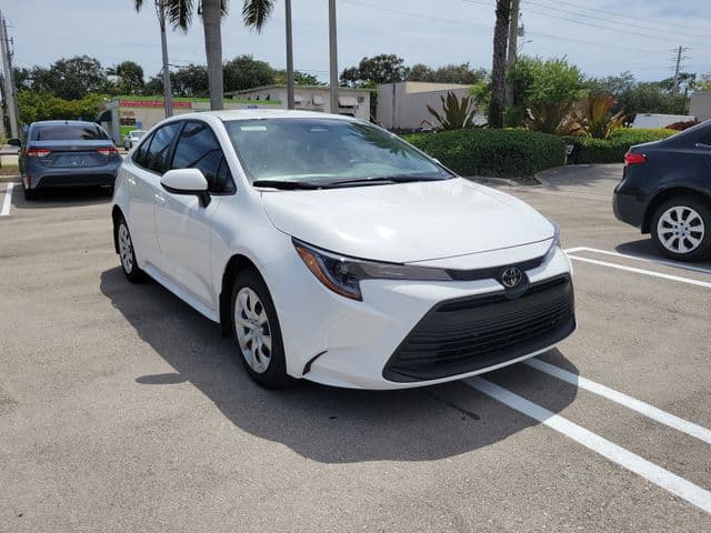 2026 Toyota Corolla LE — photo 1 of 45