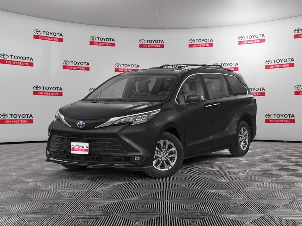 2026 Toyota Sienna XLE — photo 1 of 32