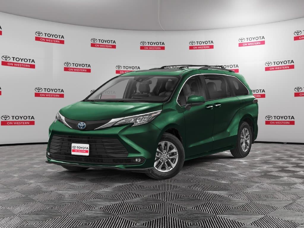 2026 Toyota Sienna XLE — photo 1 of 32
