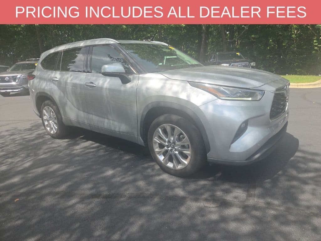 2023 Toyota Highlander Limited — photo 1 of 13