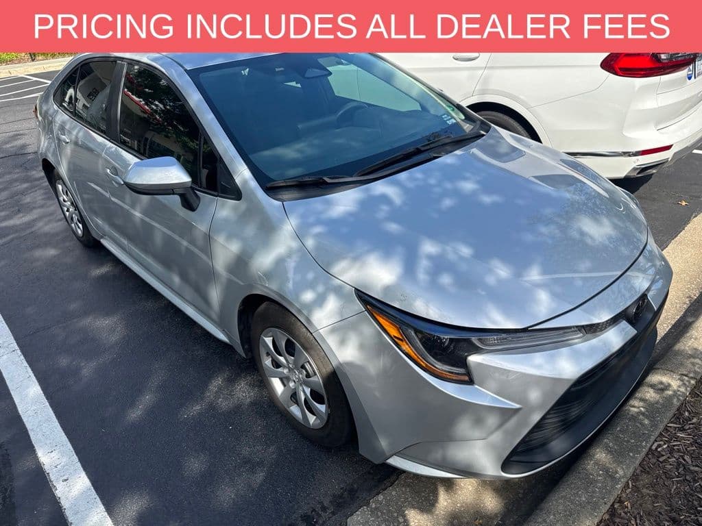 2023 Toyota Corolla LE — photo 1 of 19