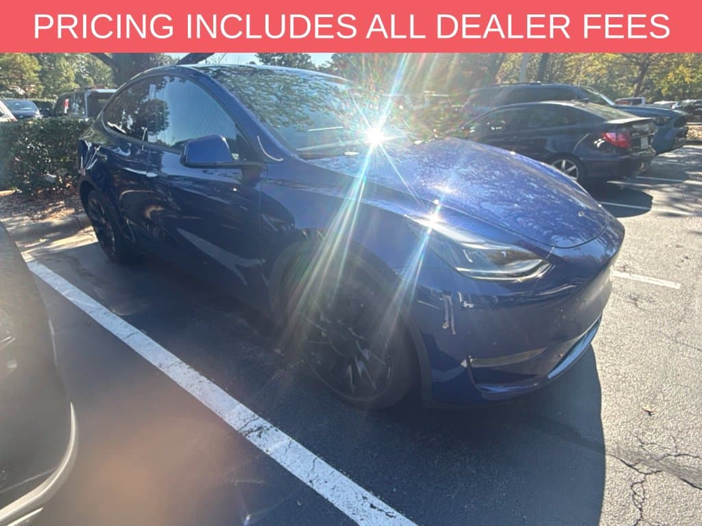 2023 Tesla Model Y Long Range — photo 1 of 8