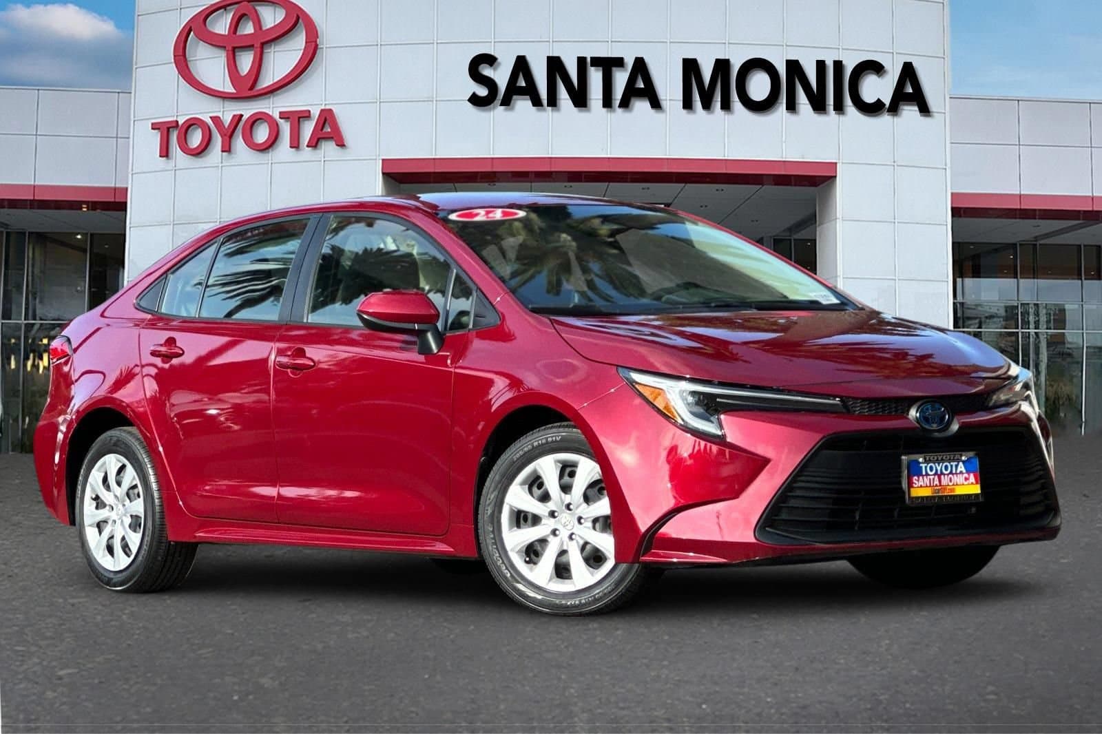 2024 Toyota Corolla Hybrid LE — photo 1 of 33