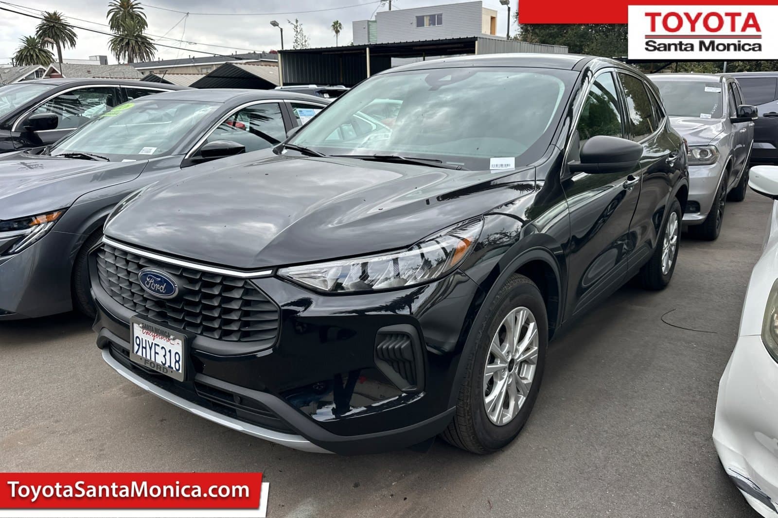 2023 Ford Escape Active — photo 1 of 9