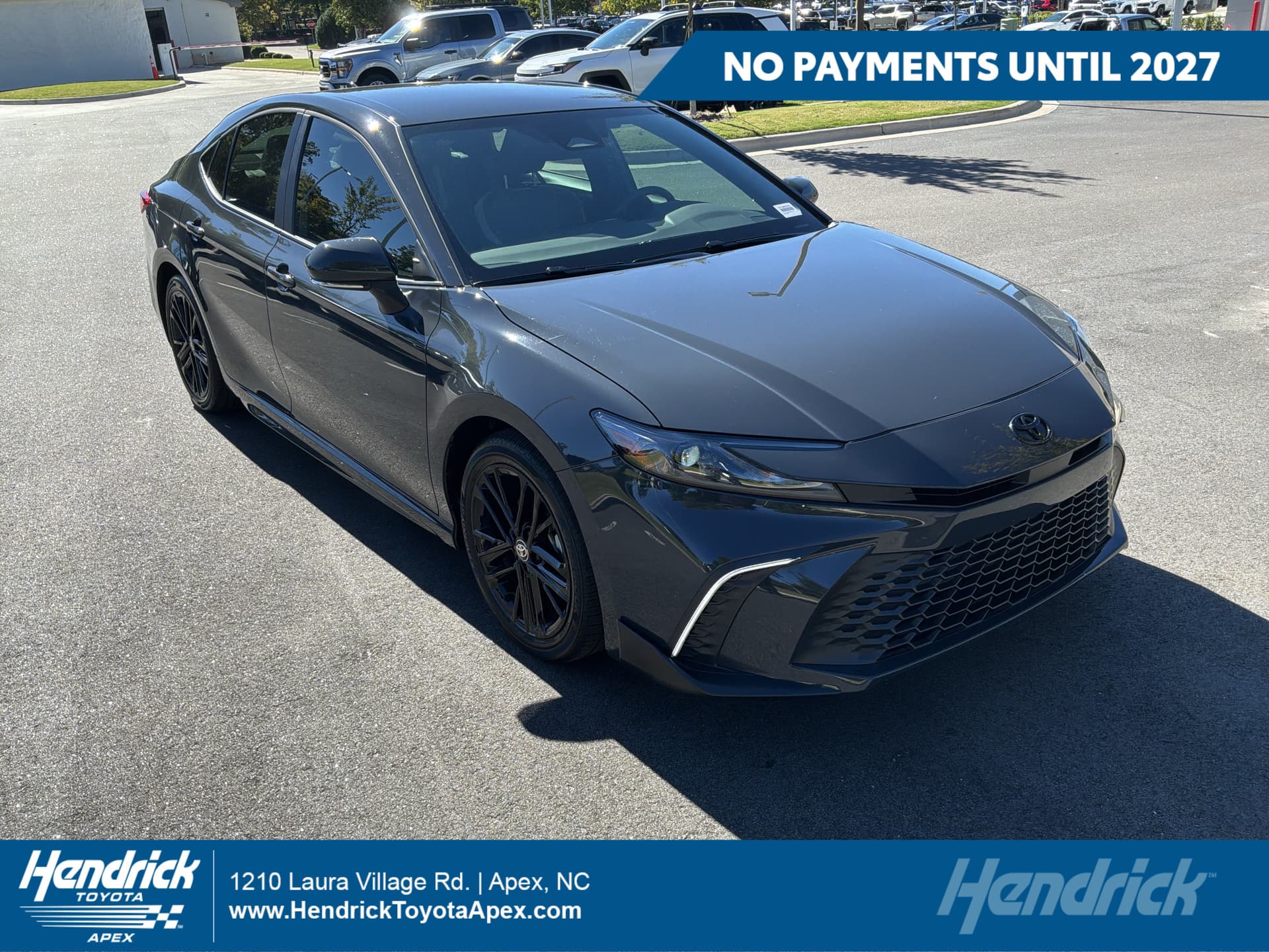 2026 Toyota Camry SE — photo 1 of 35