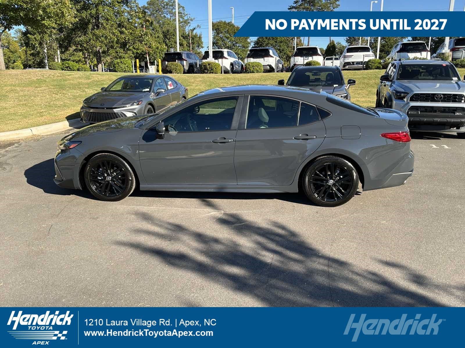 2026 Toyota Camry SE — photo 1 of 5