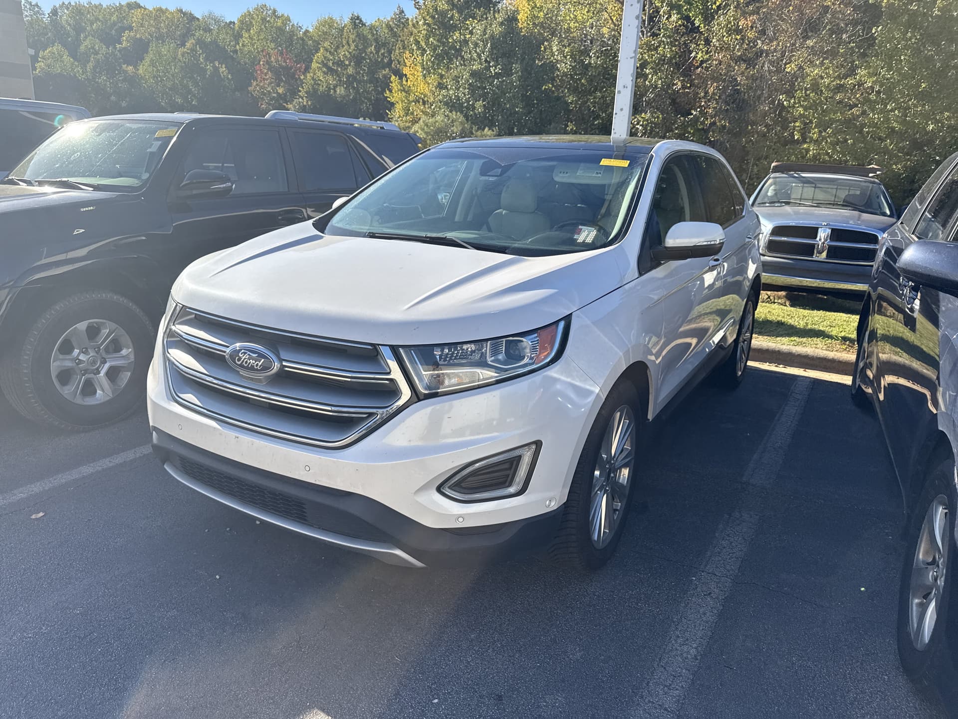 2018 Ford Edge Titanium — photo 1 of 6