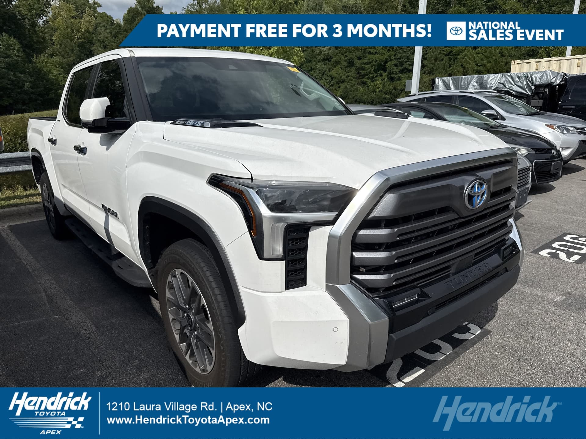 2024 Toyota Tundra 4WD Limited Hybrid — photo 1 of 10