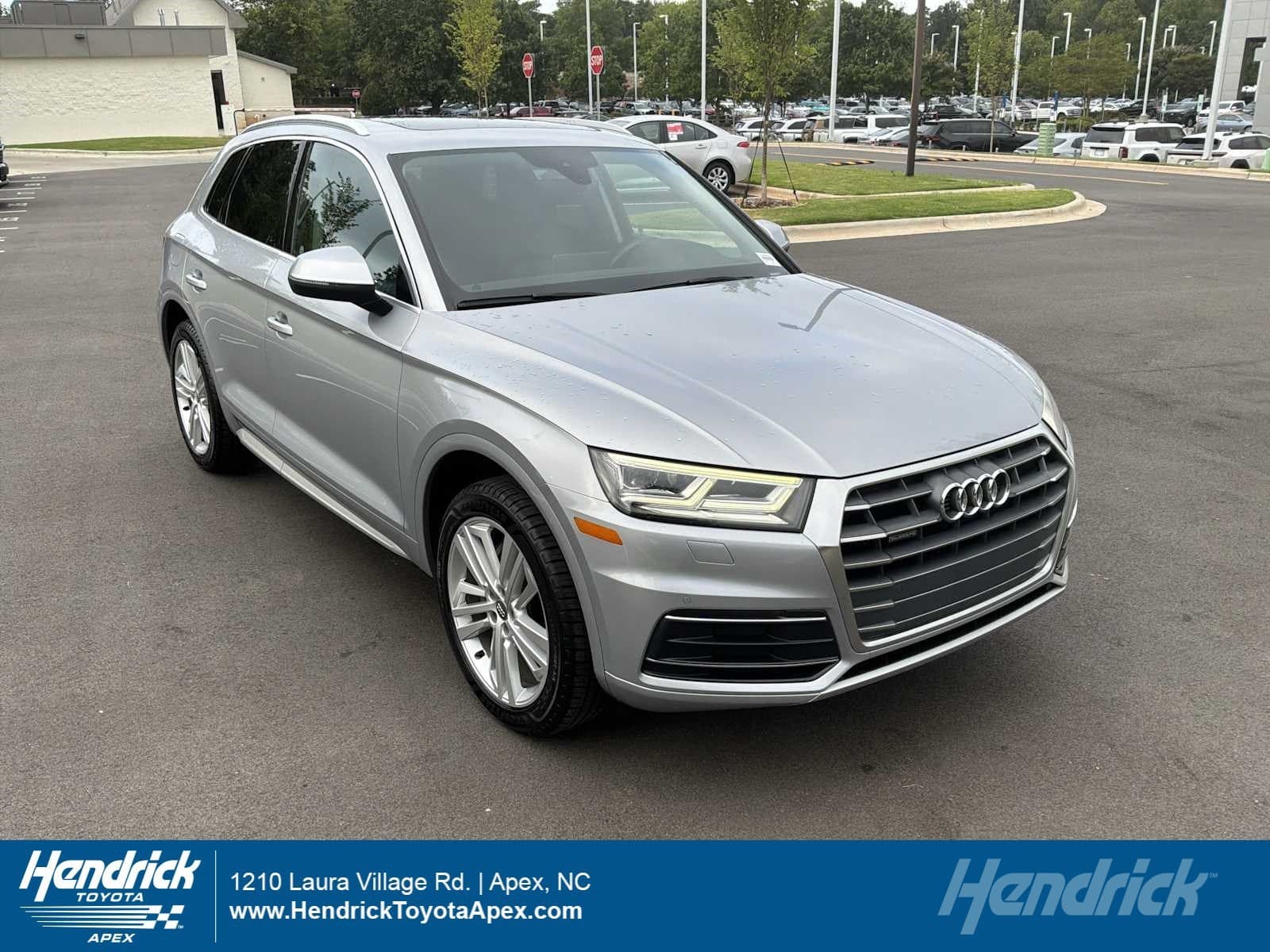 2019 Audi Q5 Premium Plus — photo 1 of 36