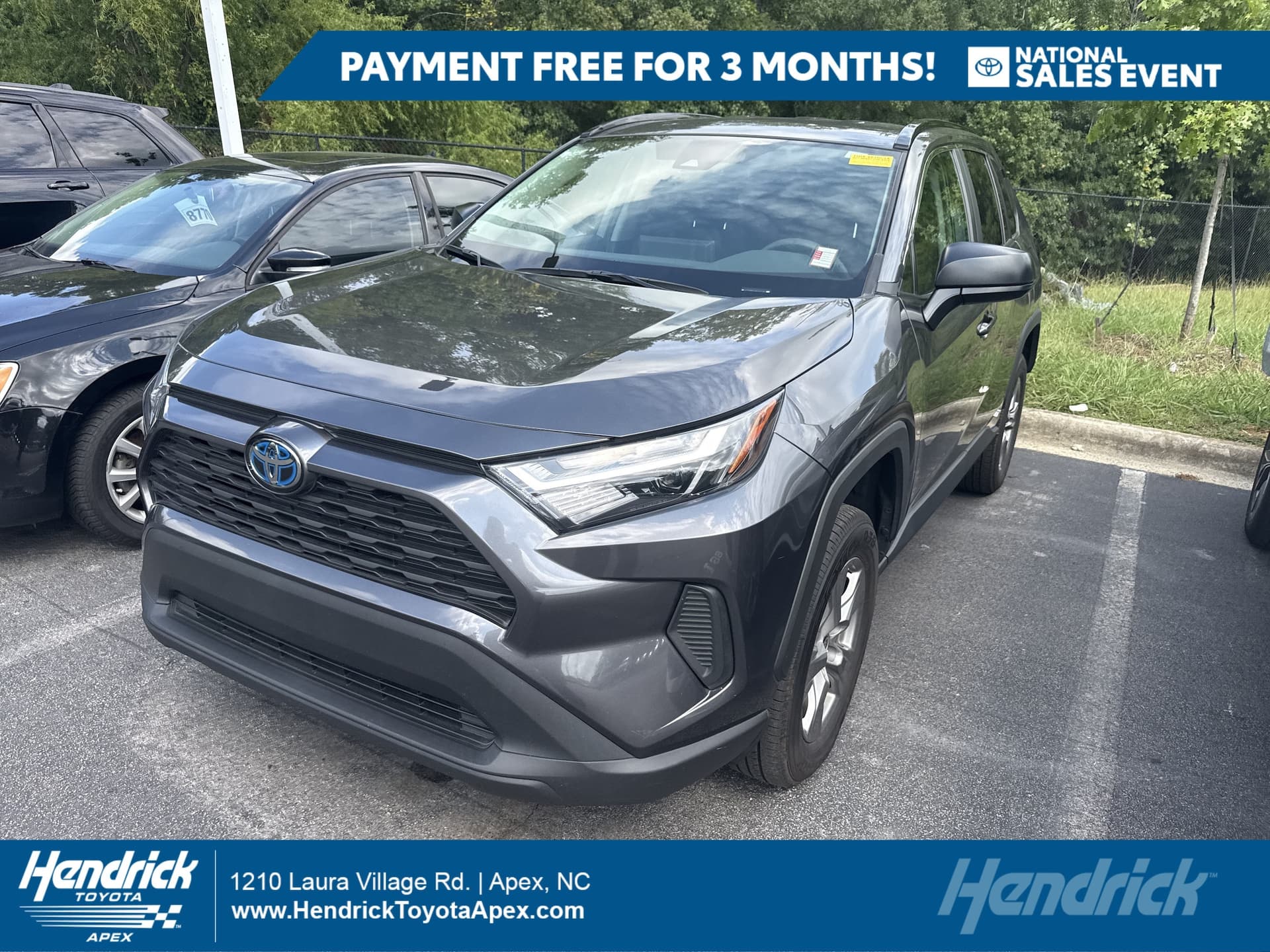 2024 Toyota RAV4 Hybrid LE — photo 1 of 3