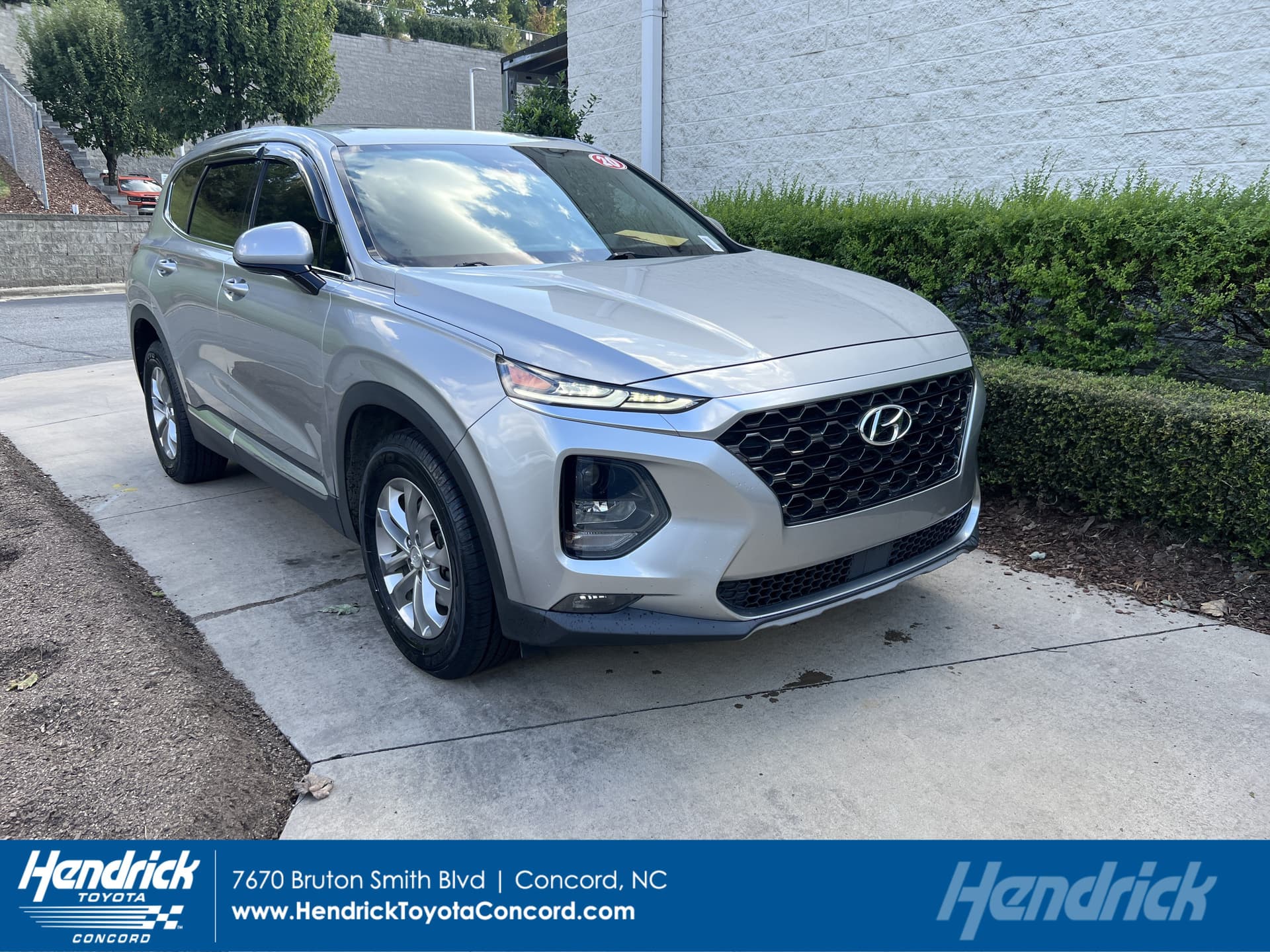2020 Hyundai Santa Fe SEL — photo 1 of 36